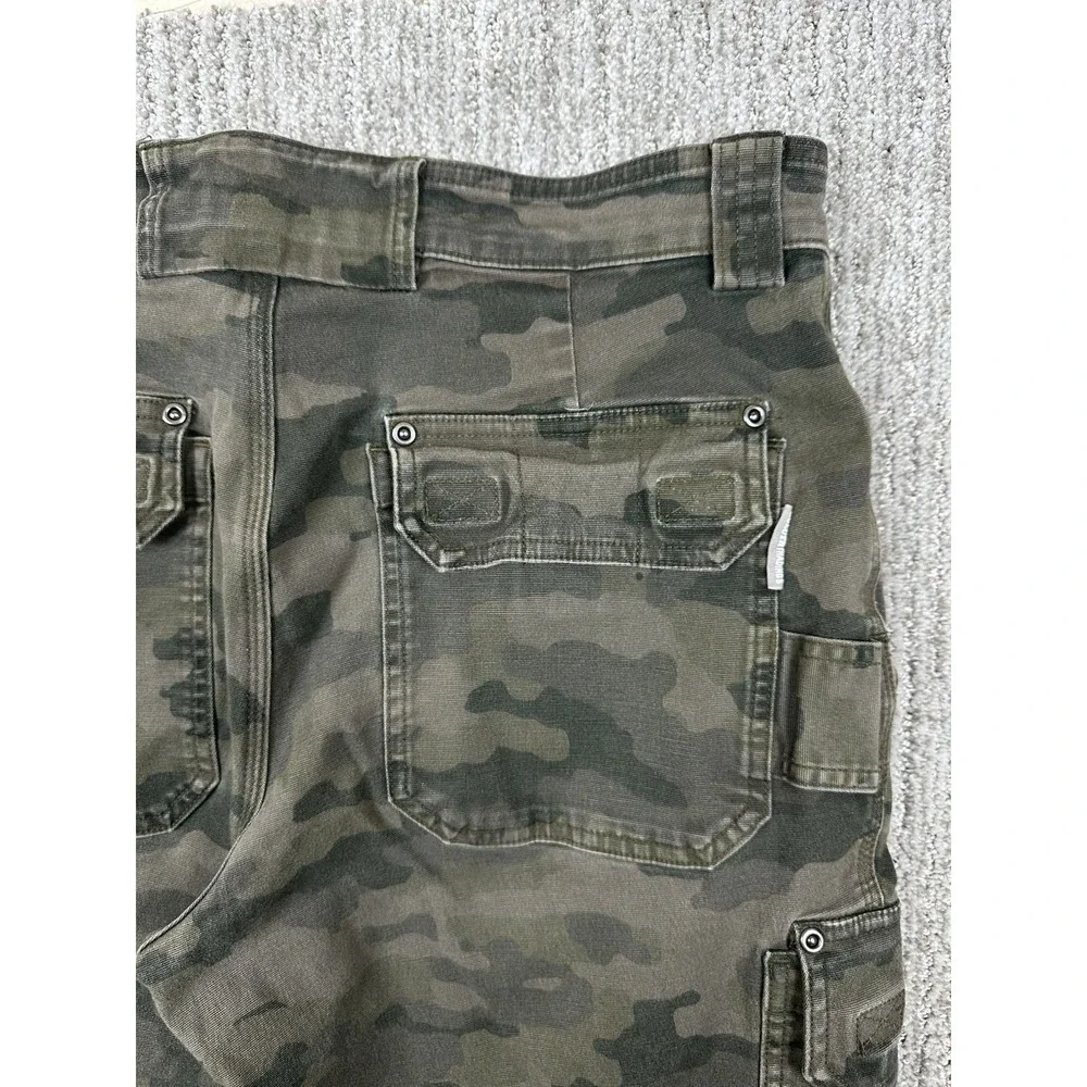 Duluth Trading Camo Cargo Pants Mens 34x32 (fits 33x30) Flex Fire Hose Slim Fit